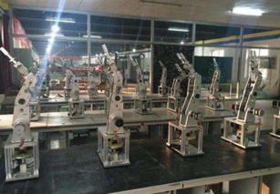 dnf 打金工作室設備升級,黑科技代替人工,機械臂都用上了